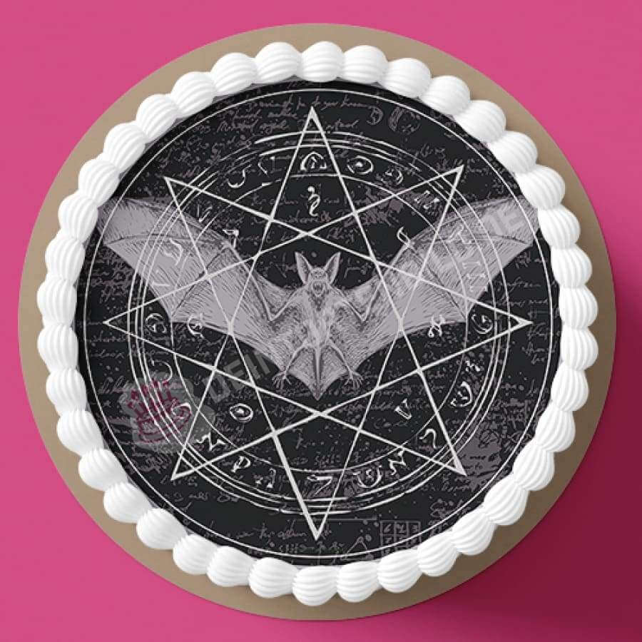 Motiv: Okkulte Symbole mit Fledermaus - Hochwertige und individuelle Tortenaufleger für jeden Anlass
Tortenaufleger Okkulte Symbole mit Fledermaus in 20cm Kreis
Unsere Tortenaufleger sind ein ideales Gesc - Tortenbild - DeintortenbildOkkulte Symbole mit Fledermaus